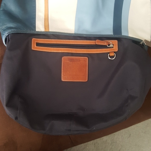 Limited addition COACH short shoulder bag - Picture 7 of 8